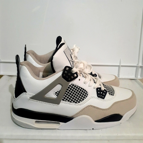 Nike Jordan 4 Retro Military- DH6927-111 - Sz 10 - Picture 1 of 8